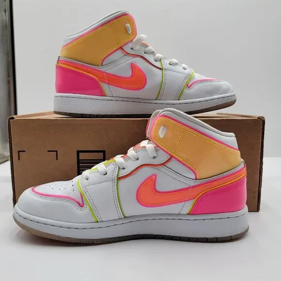 Nike Air Jordan 1 Mid SE GS 'Edge Glow' Sz 6.5Y/8W CV4611-100 (171)